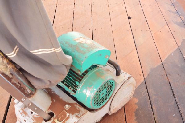 Cost of Cedar Deck Sanding in Napa